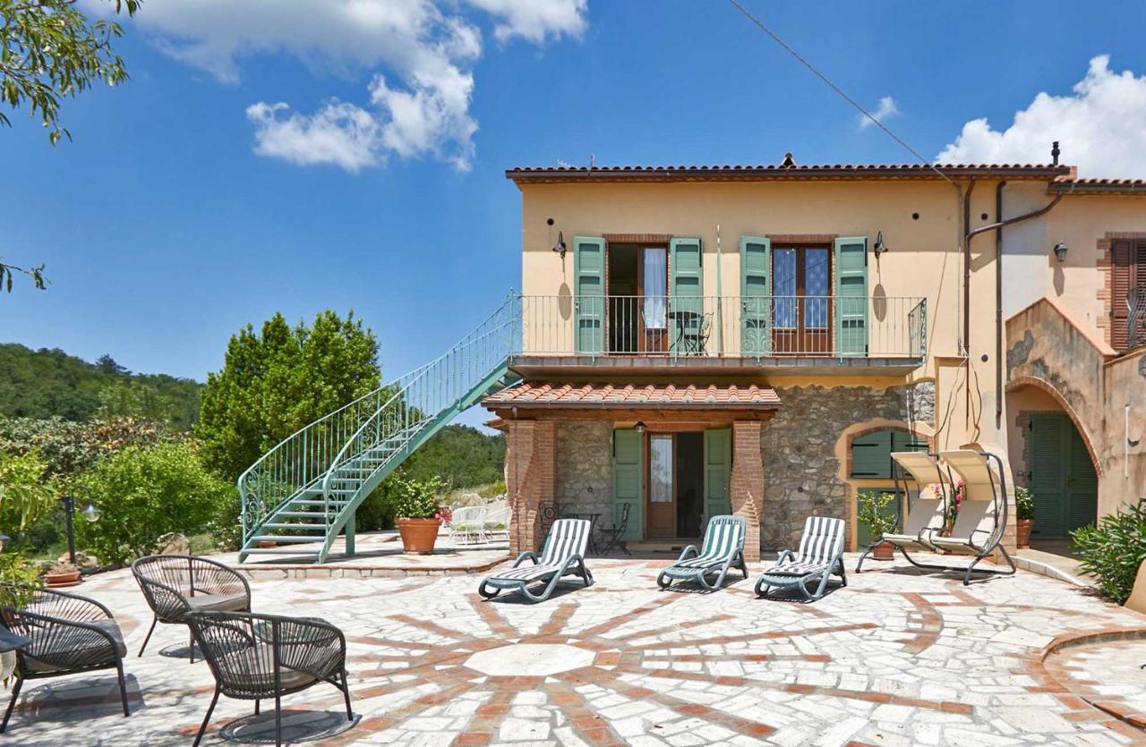 Agriturismo Montecrespini Saturnia Exterior photo